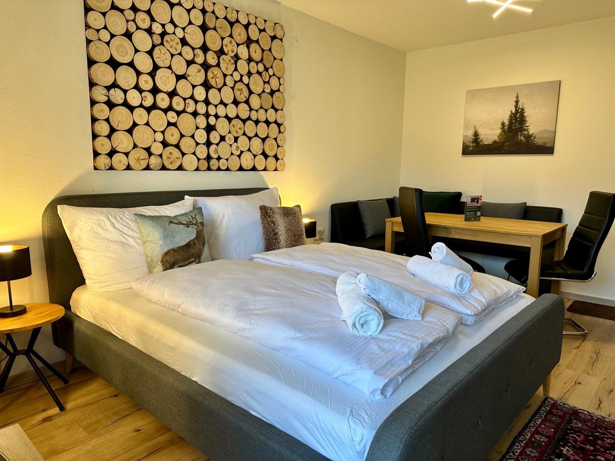 Gemuetliche Ferienwohnung Mit Kostenfreiem Pool Höchenschwand Exterior foto
